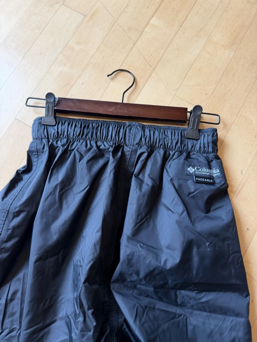 Columbia Black OmniTech Packable, waterproof/breathable rain pant, S CB2823 - Picture 6 of 7